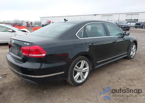 2013 Volkswagen Passat 2.0L Tdi Sel Premium z USA, uszkodzony, nr VIN 1VWCN7A34DC071414